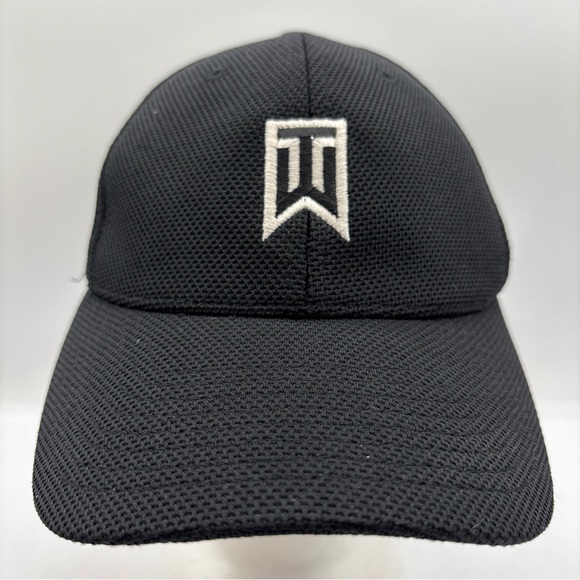 Nike Tiger Woods TW Dri-Fit Tour Performance Golf Men L/XL 595747-010 Black Hat - Picture 1 of 8
